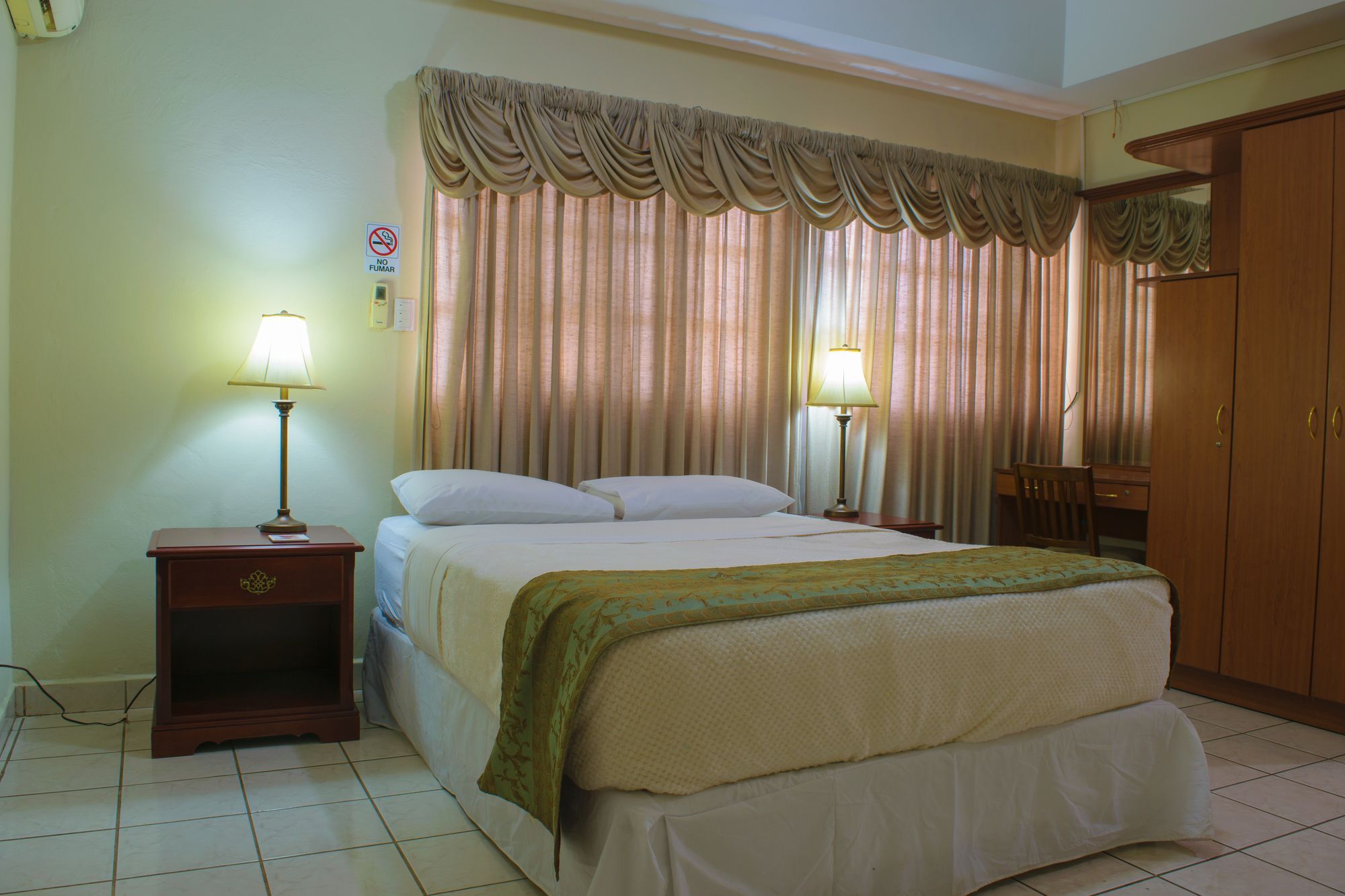 Hotel Fontana Манагуа Екстер'єр фото